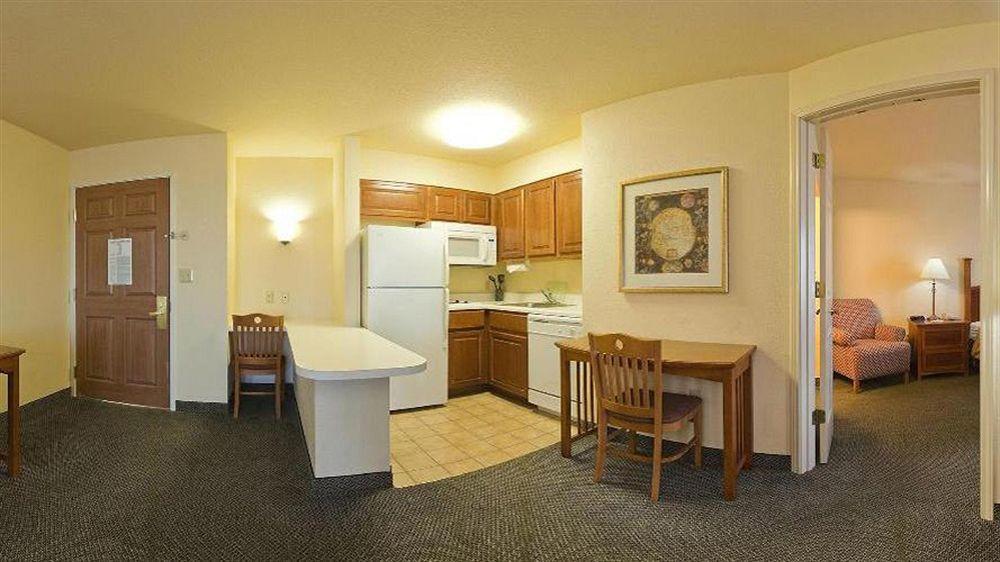 Staybridge Suites Hotel Springfield South, An Ihg Hotel Exterior foto