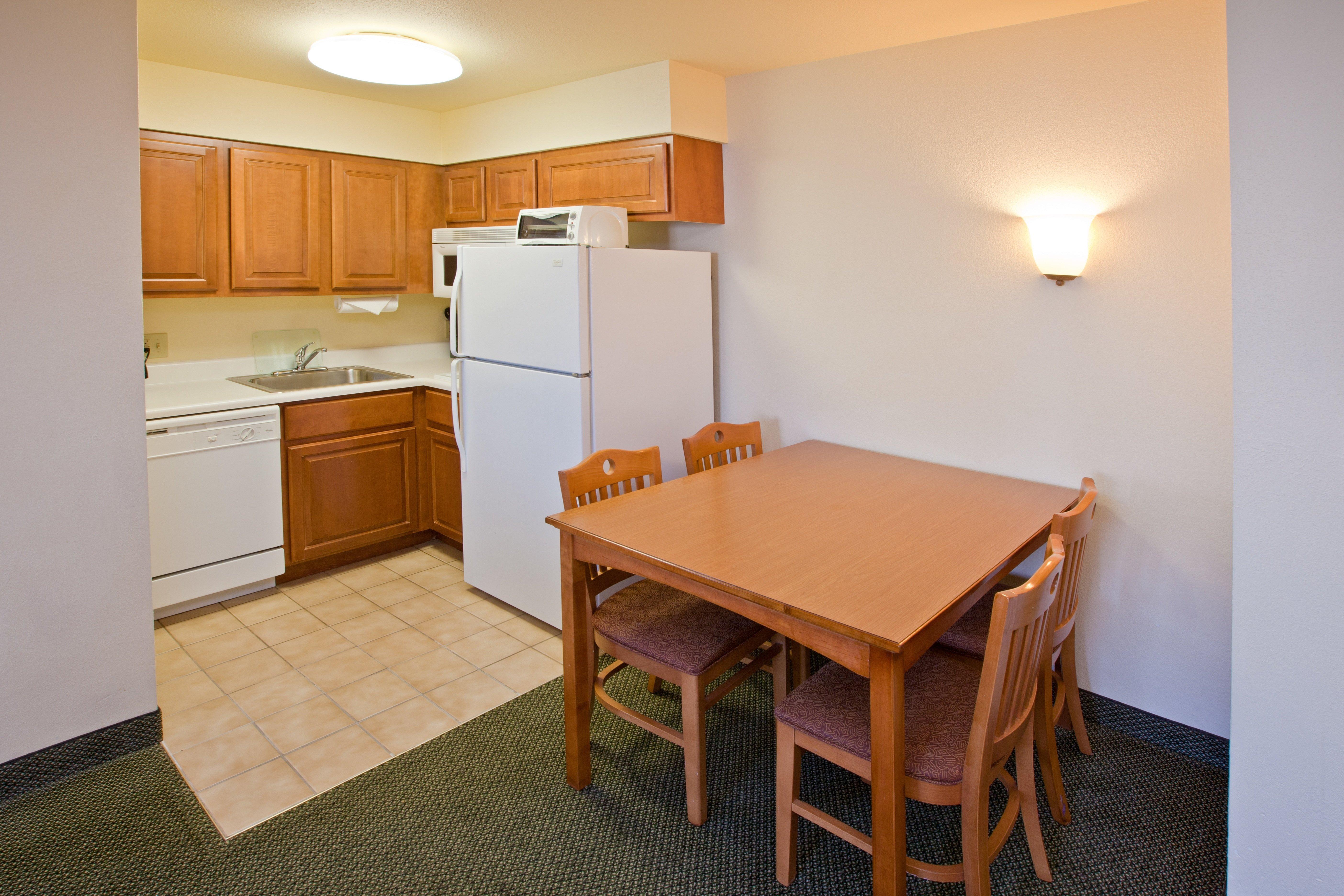 Staybridge Suites Hotel Springfield South, An Ihg Hotel Habitación foto