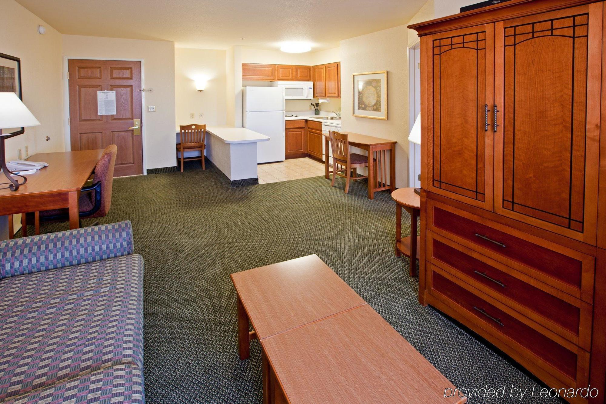 Staybridge Suites Hotel Springfield South, An Ihg Hotel Habitación foto
